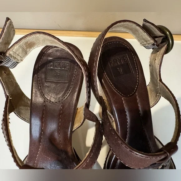 Frye Fran Wood T Strap Leather Platform Heeled Sandals Womens Size 9